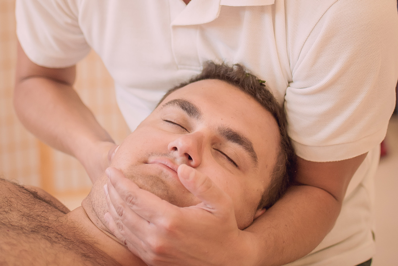 Rehabilitacja i terapia manualna dorosłych